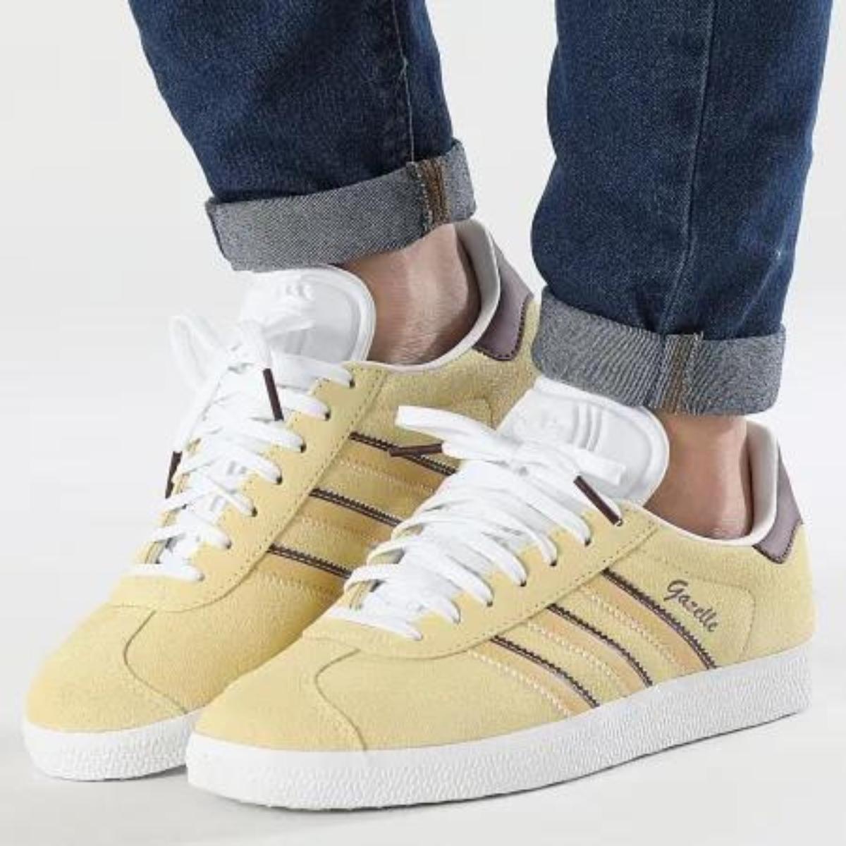 giay-adidas-gazelle-almost-yellow-maroon-wmns-ie0443-2