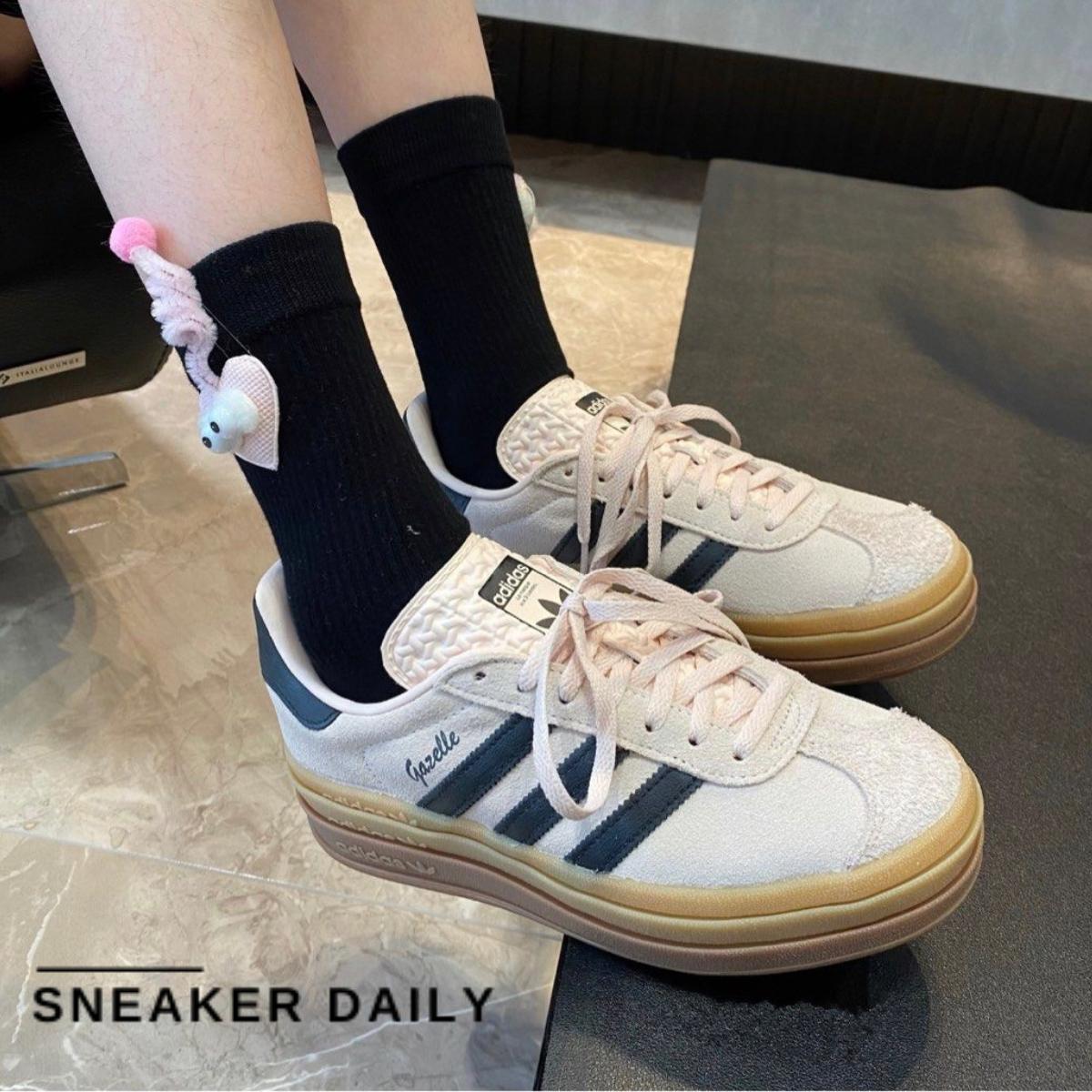 giay-adidas-gazelle-bold-wonder-quartz-black-gum-wmns-ie0429-2