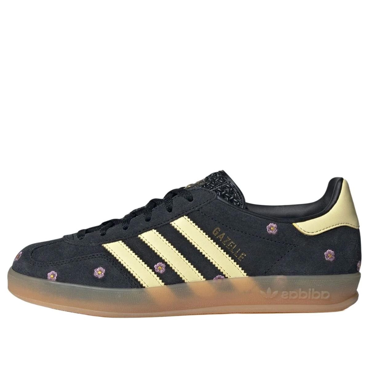 Giày adidas Gazelle Indoor Black Almost Yellow Floral IF4490 màu đen điểm hoa vàng