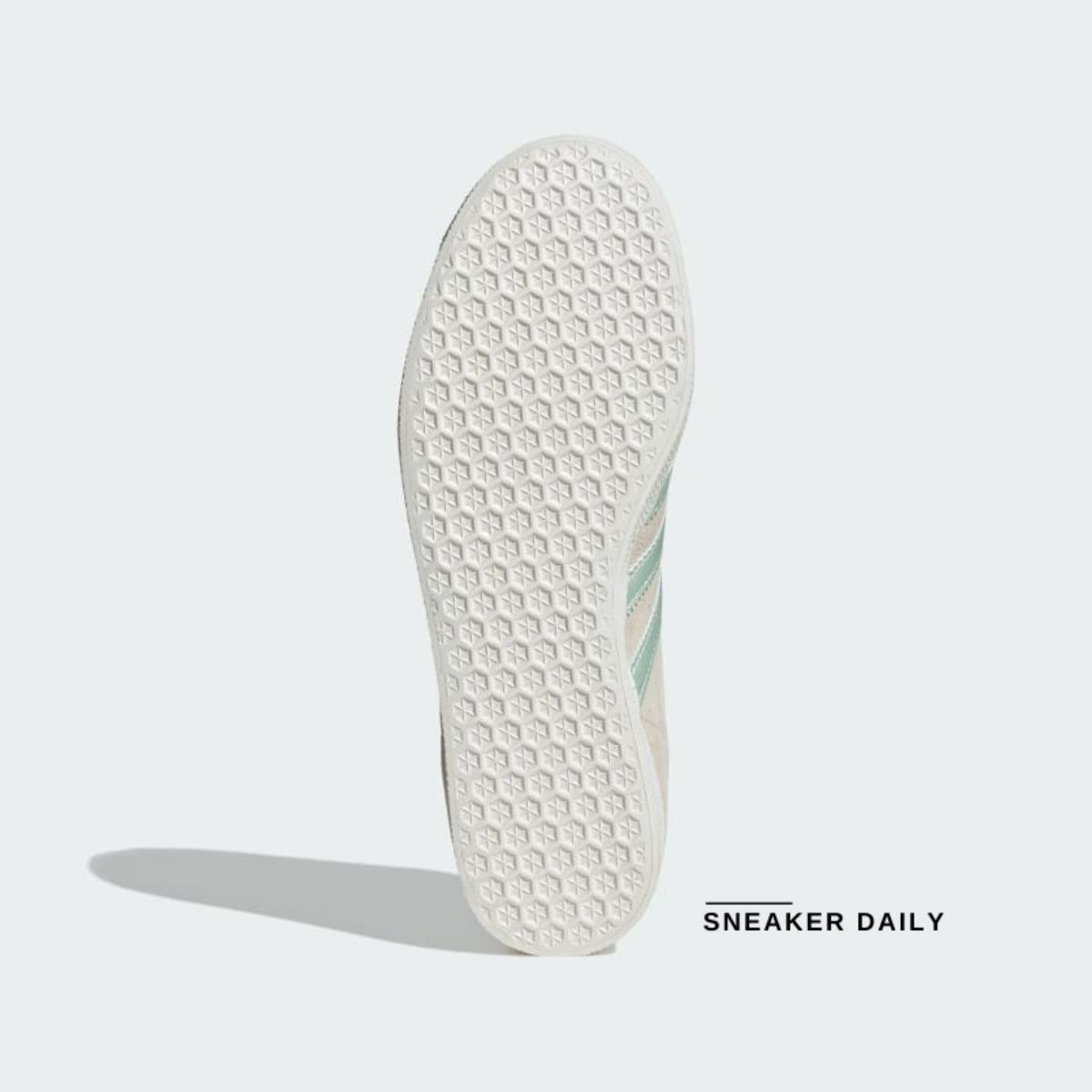 giay-adidas-gazelle-off-white-linen-green-met-ig4398-5