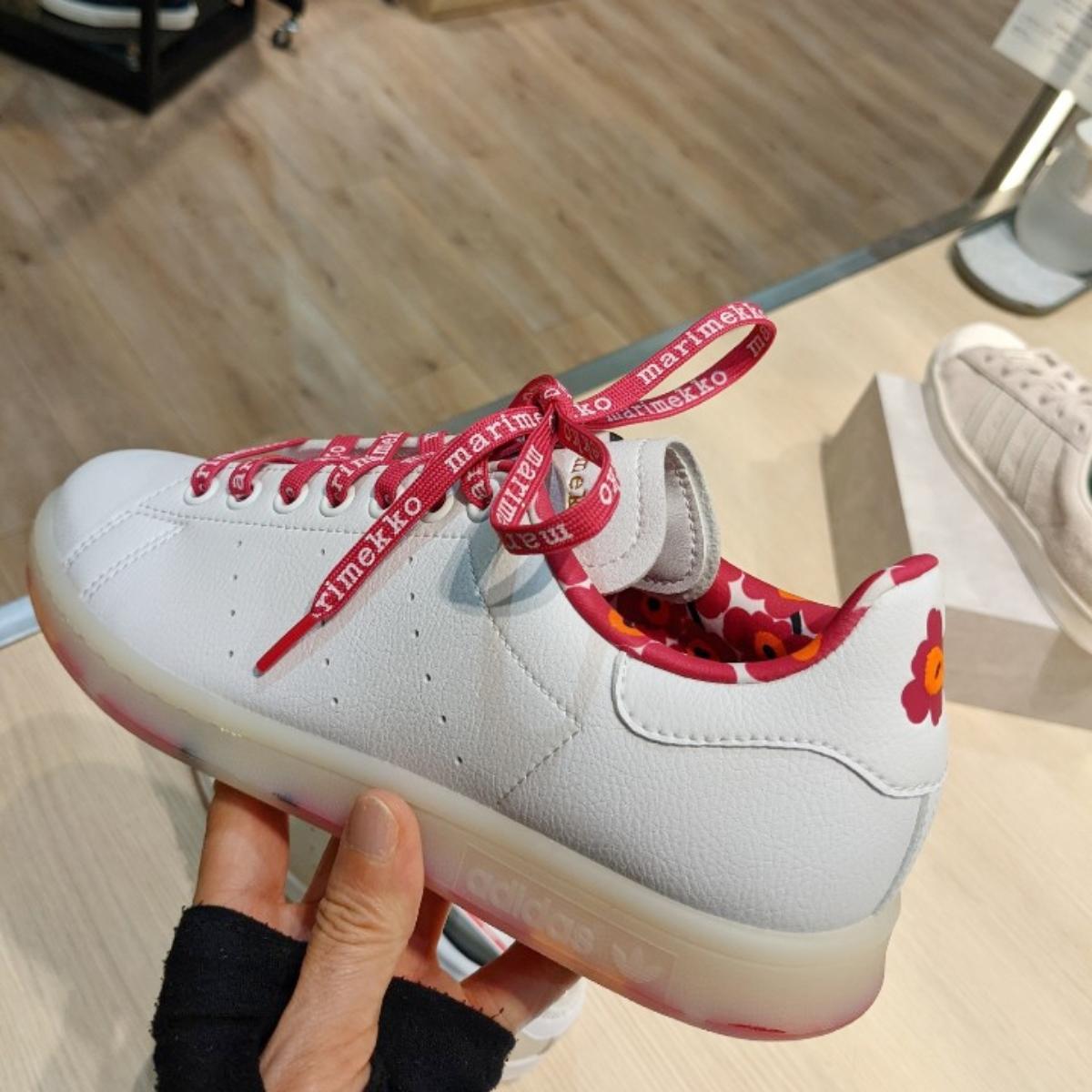 giay-adidas-marimekko-x-stan-smith-unikko-gx8841-2