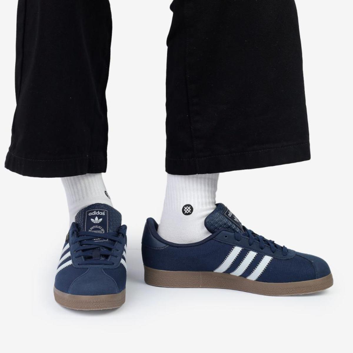 giay-adidas-originals-gazelle-gore-tex-college-navy-jr2729-9