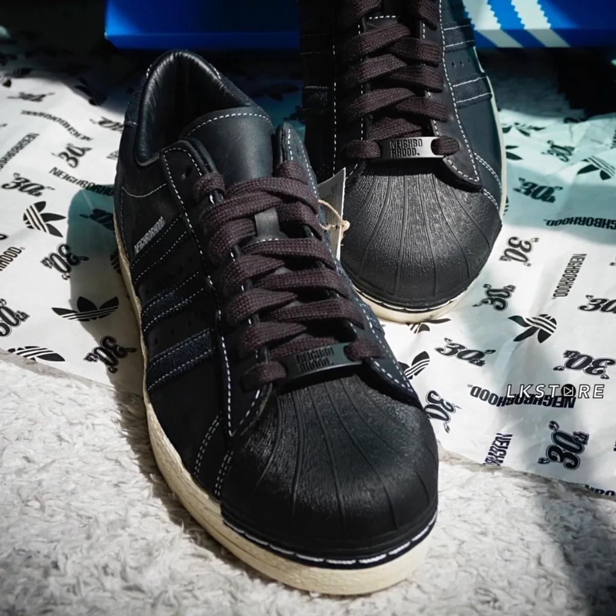 giay-adidas-originals-superstar-x-neighborhood-black-white-id8650-8