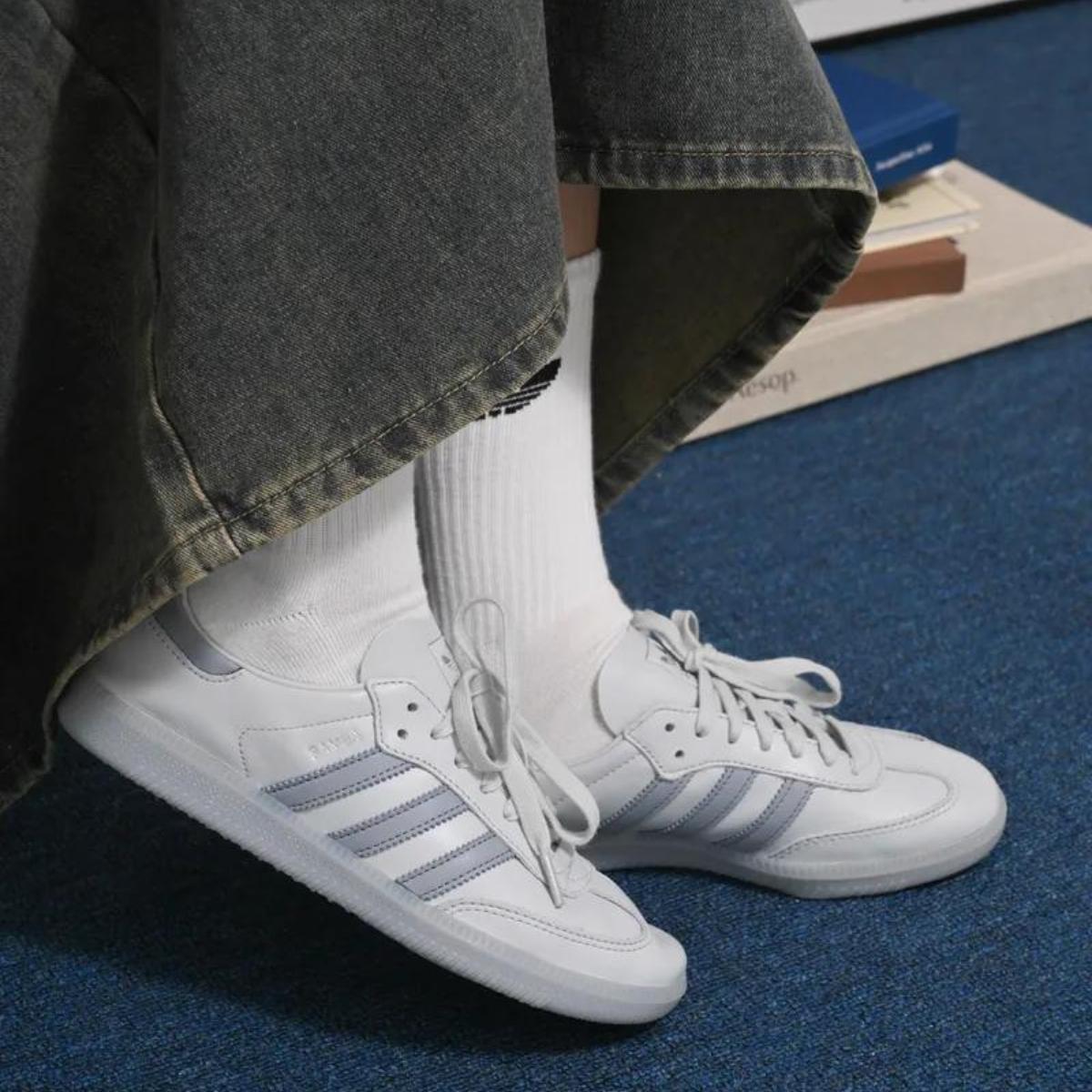 giay-adidas-samba-decon-pantone-silver-metallic-ih5384-4