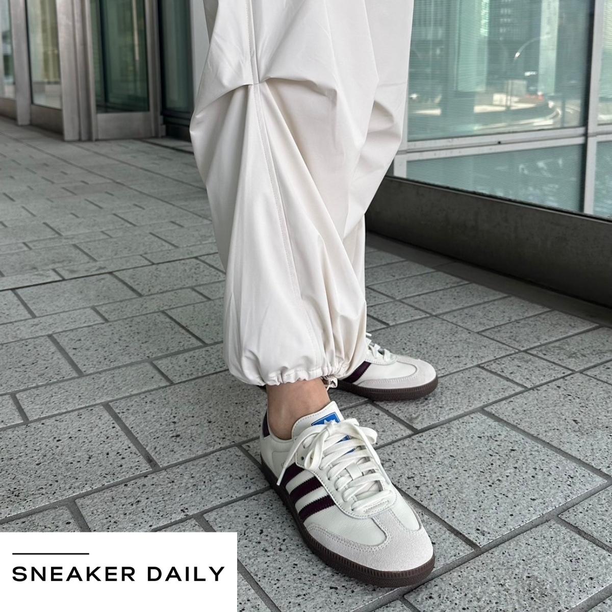 giay-adidas-samba-og-emmi-maroon-jr2659-5