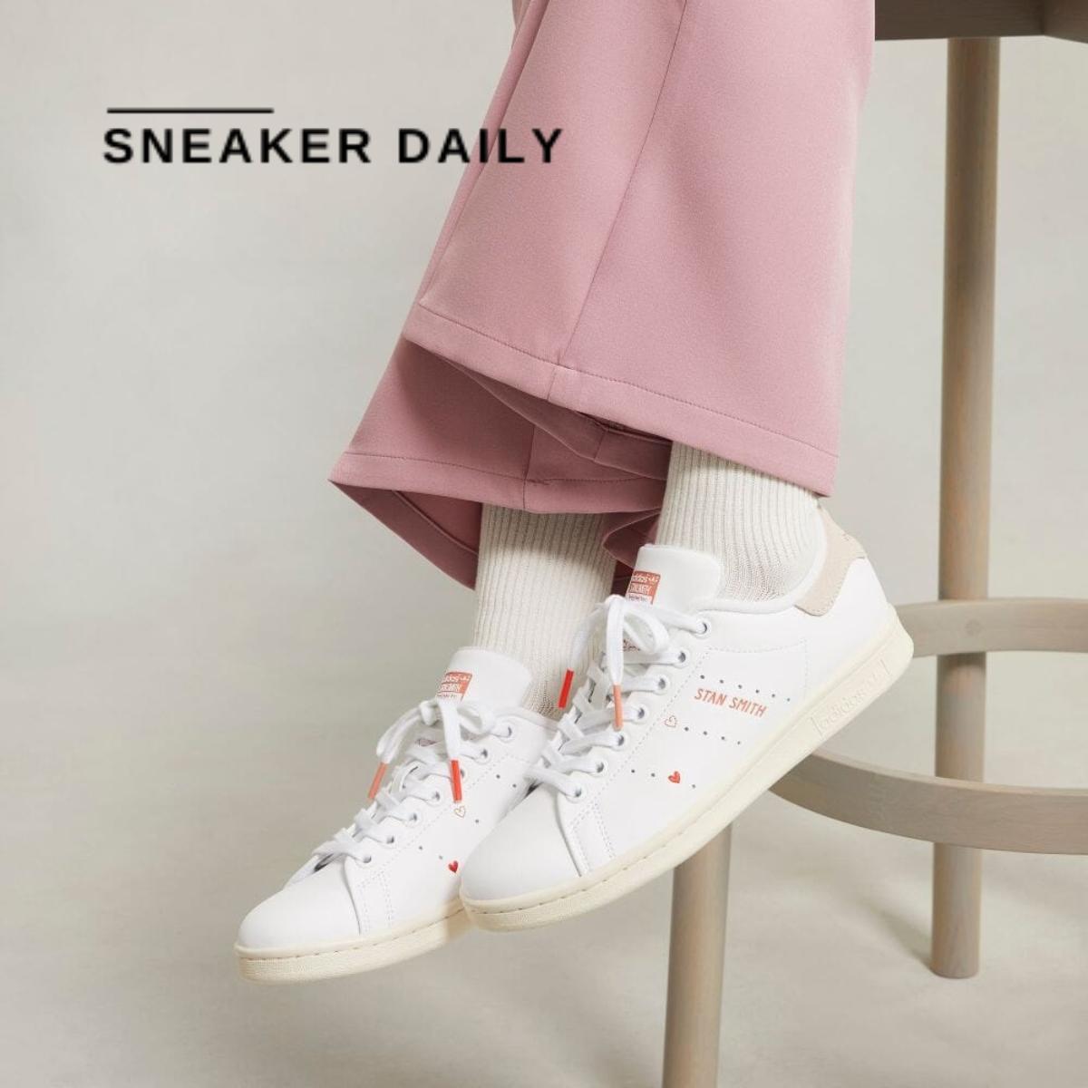 giay-adidas-stan-smith-valentines-day-2024-wmns-ig8482-3