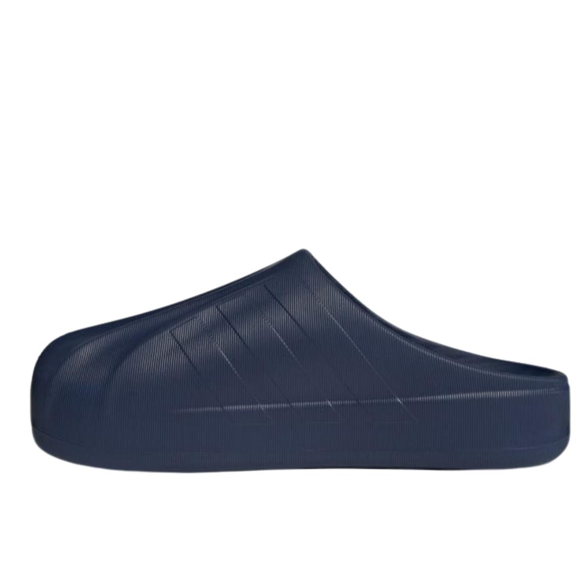 Giày adidas Superstar Mule Dark Blue ID3916 phối màu xanh navy với mũi vỏ sò
