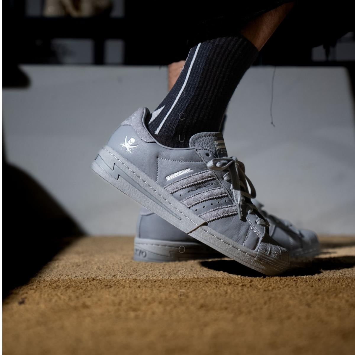 giay-adidas-x-neighborhood-superstar-cement-grey-ie6115-7