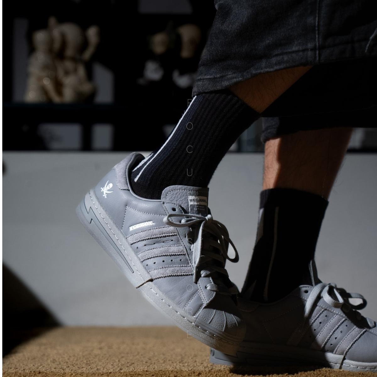 giay-adidas-x-neighborhood-superstar-cement-grey-ie6115-9
