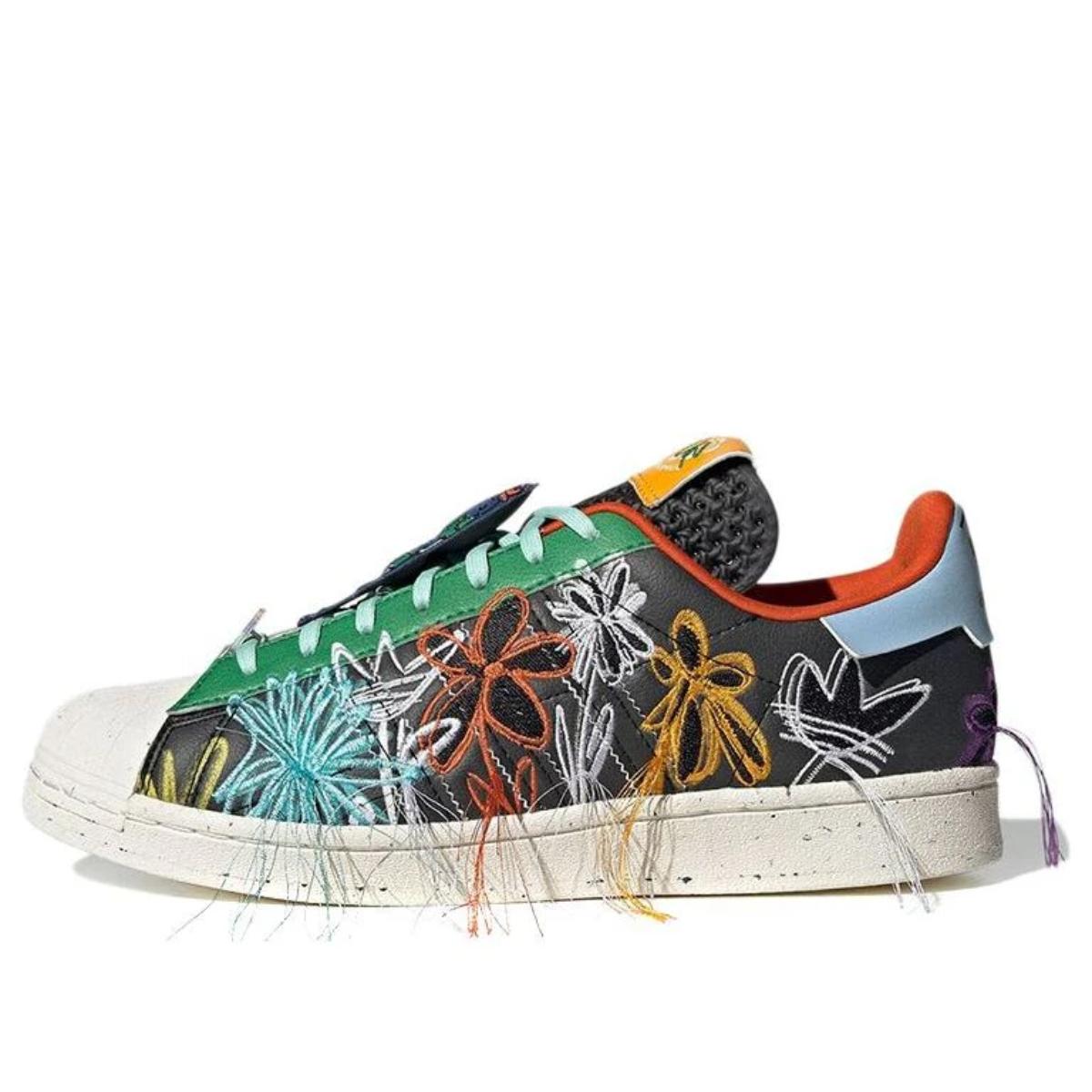 Giày adidas x Sean Wotherspoon Superstar Super Earth Black GX3823 nhìn nghiêng