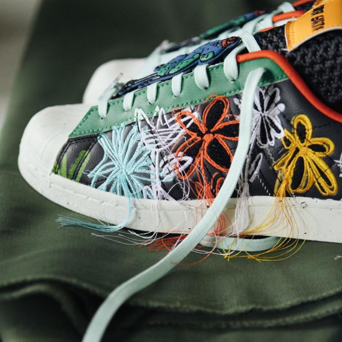 giay-adidas-x-sean-wotherspoon-superstar-super-earth-black-gx3823-3