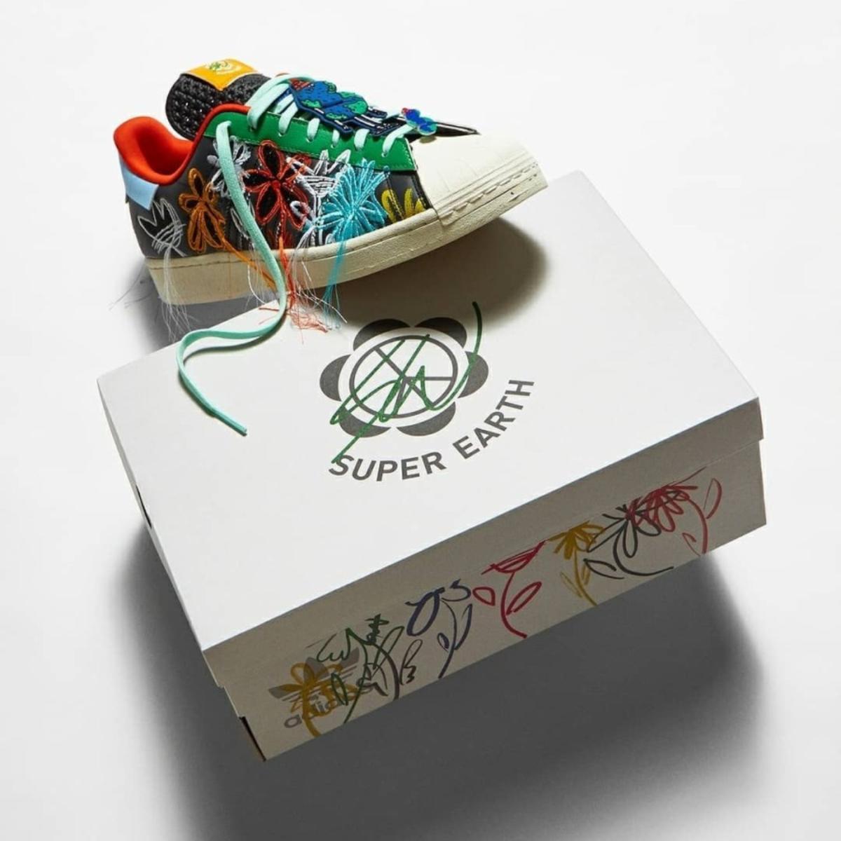 giay-adidas-x-sean-wotherspoon-superstar-super-earth-black-gx3823-4